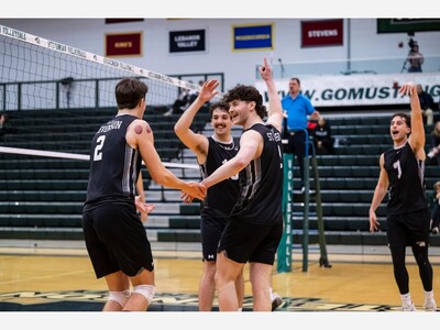 MUSTANGS IN PLAYOFFS